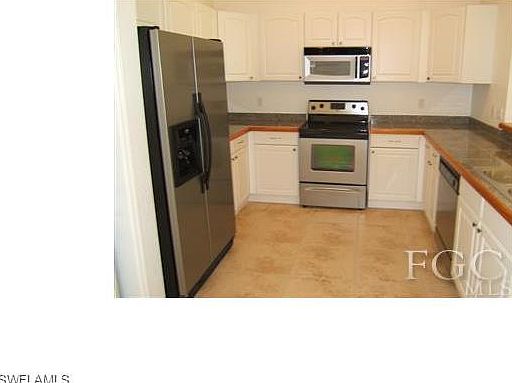 2nd image of 155 SE 13th St