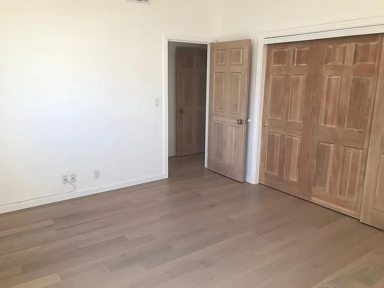 112 Marine Ave #3 — Photo 4