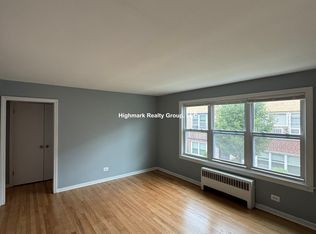 6725 N California Ave #1W, Chicago, IL 60645