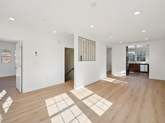 2nd image of 5734 York Blvd #5734