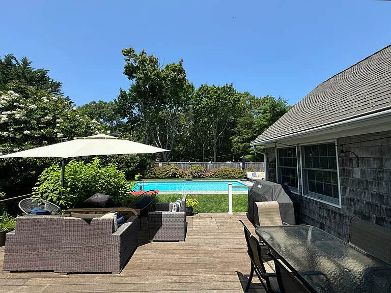 61 Long Beach Ln — Photo 16