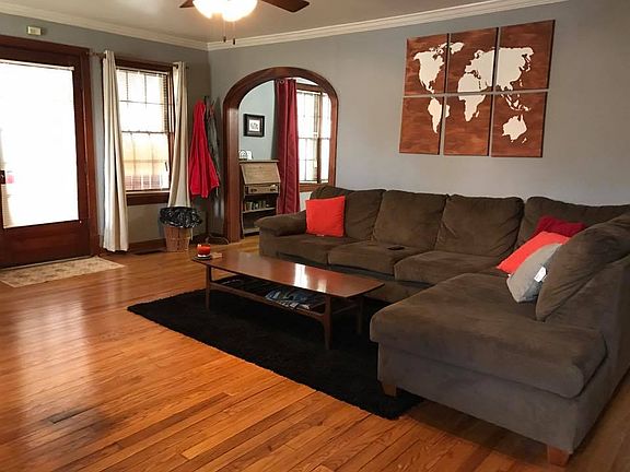 3rd image of 716 W Court St