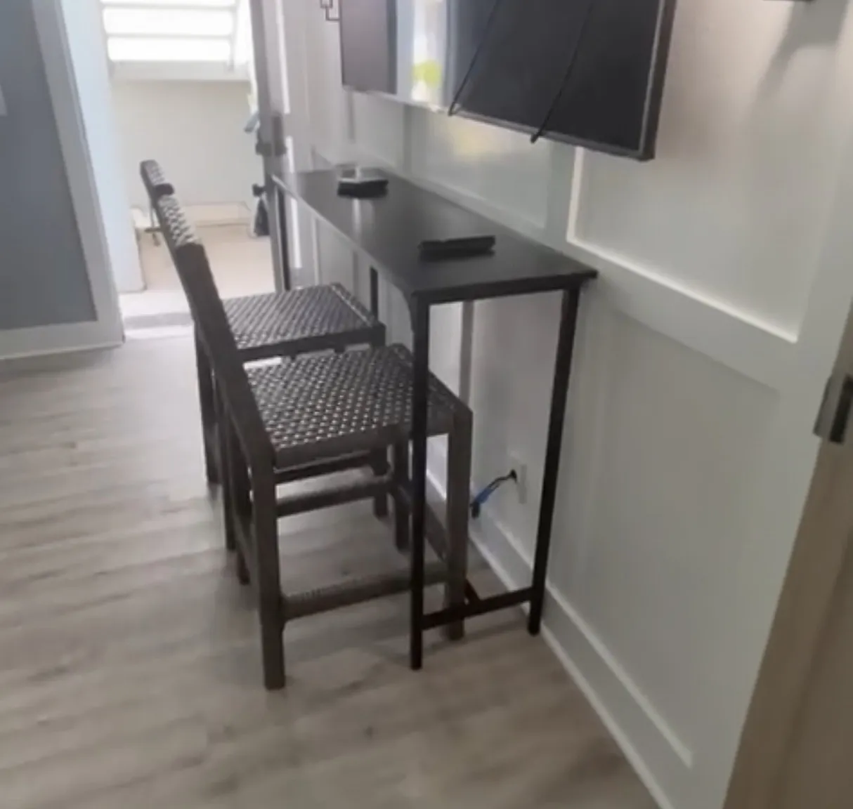 4127 Dolphin Drive - 1 — Photo 2