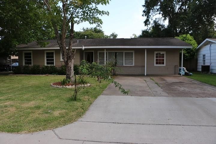 1st image of 509 20th Ave N