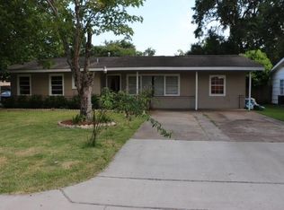 509 20th Ave N, Texas City, TX 77590