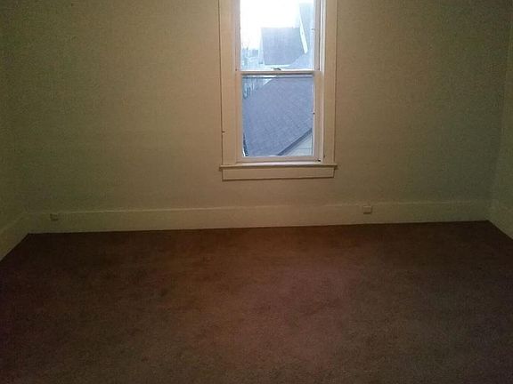 5th image of 7718 Jeffries Ave