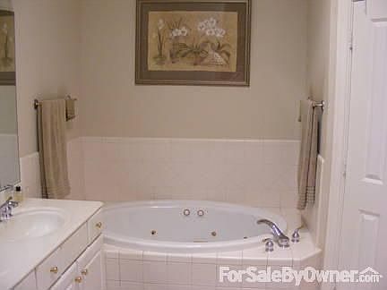 4th image of 1403 Caravelle Ct