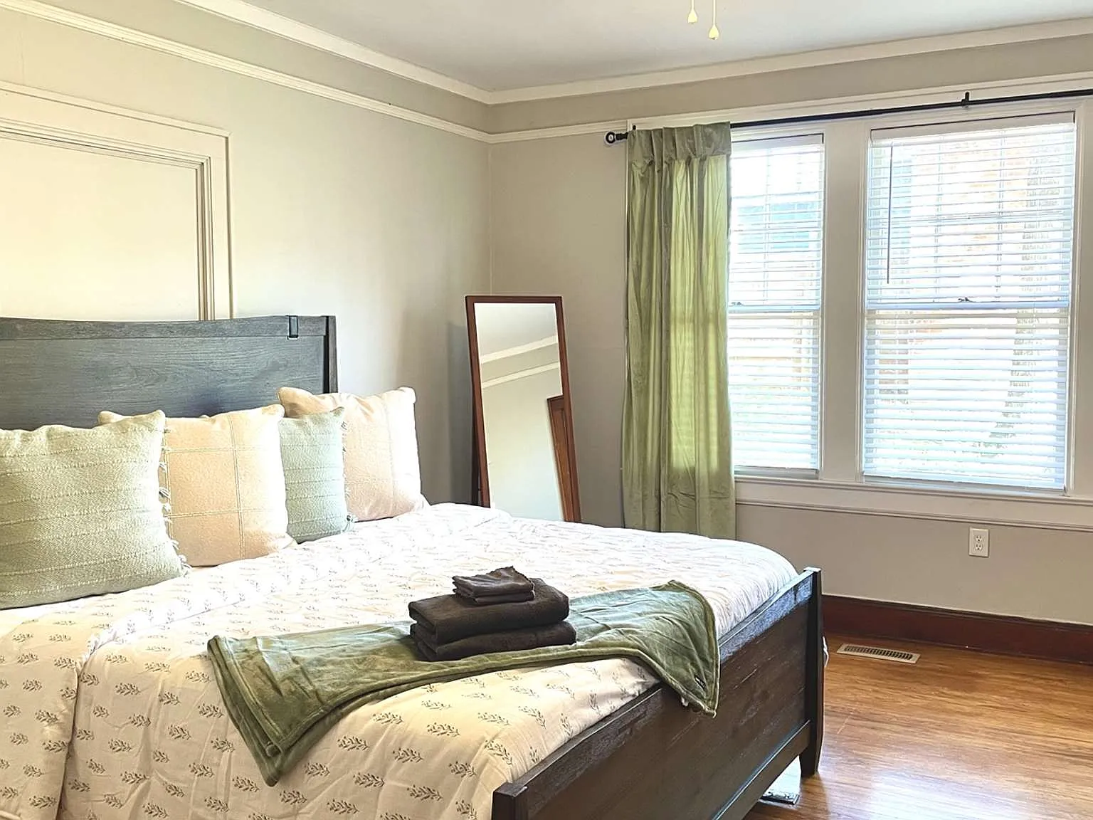 117 East Reed Street - A — Photo 4