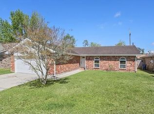 102 Heritage Cir, Slidell, LA 70458