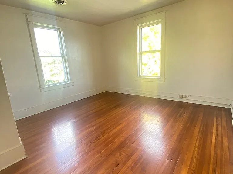 216 Patton Ave NW — Photo 4