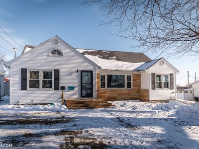 903 Walnut St, Traer, IA, 50675