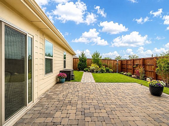2nd image of 910 Community Way