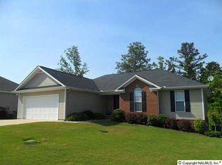 3088 Lakeview Cir, Gadsden, AL 35907