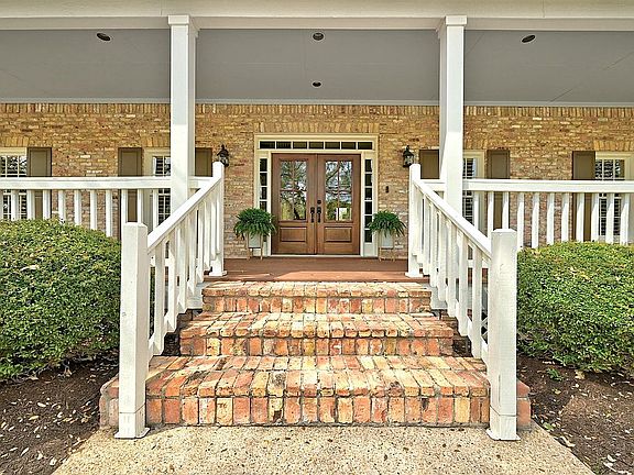 4th image of 3209 Winding Creek Dr