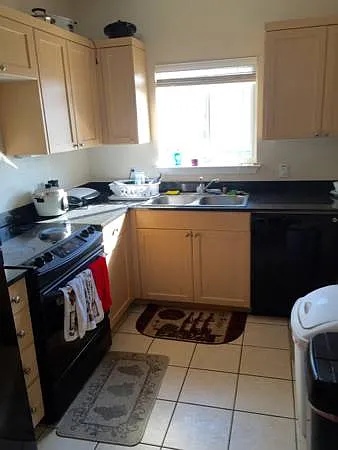 Building Photo - 1818 Moore Blvd #216