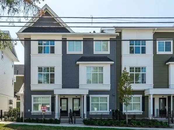 27735 Roundhouse Dr #32, Abbotsford, BC V4X 0A5