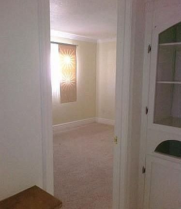 5th image of 762 E Joan D Arc Ave