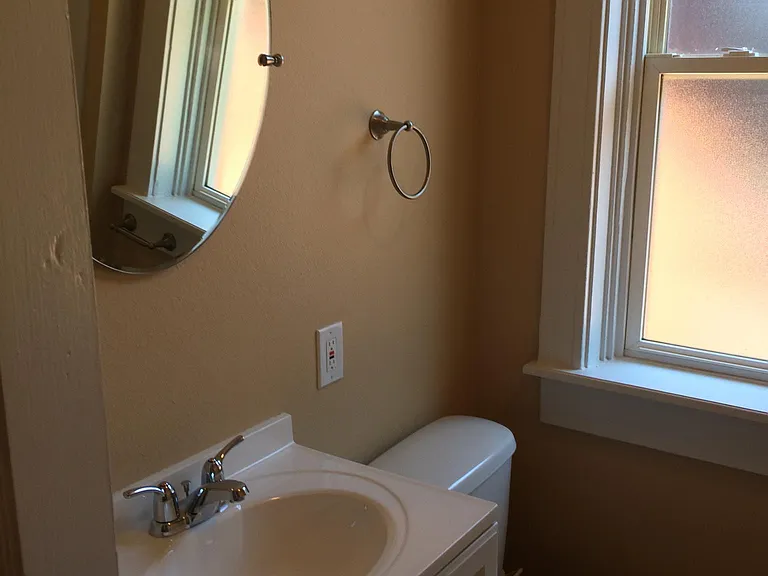721 Westgate Ave — Photo 17