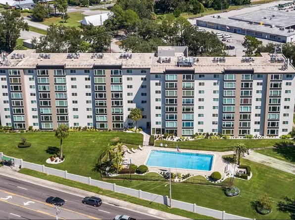 1776 6th St NW APT 305, Winter Haven, FL 33881