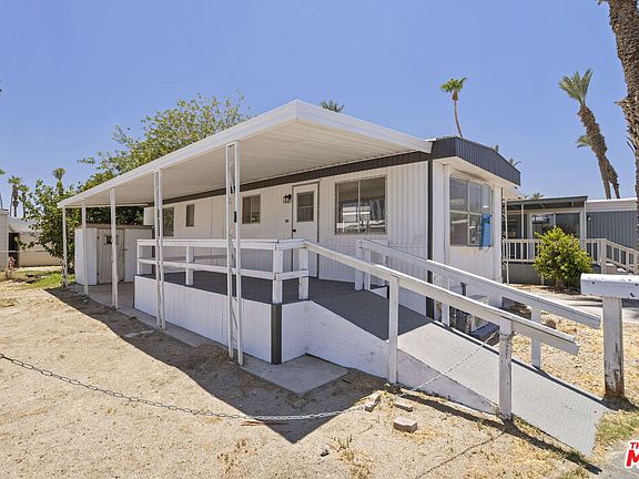 3rd image of 80870 Highway 111 Space 164