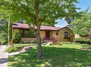 184 N Main St, Glen Ellyn, IL