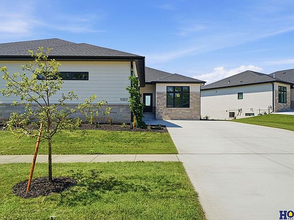 2nd image of 9207 Triana Ln