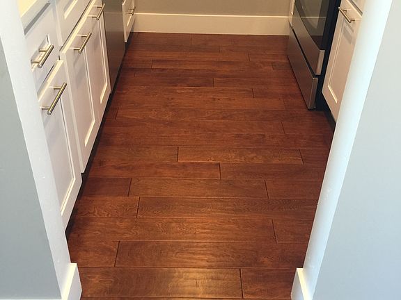 5th image of 677 Dartmoor Ln #348