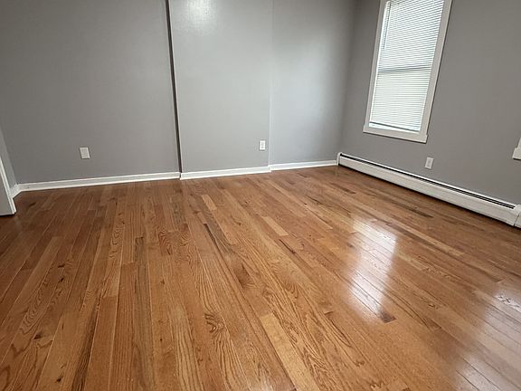 5th image of 88 Dewitt St #2A
