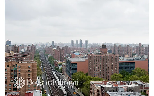 Sold by Douglas Elliman | media 7