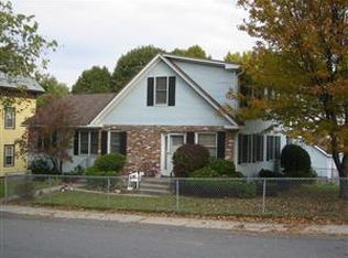 82 Pearl St, Clinton, MA 01510