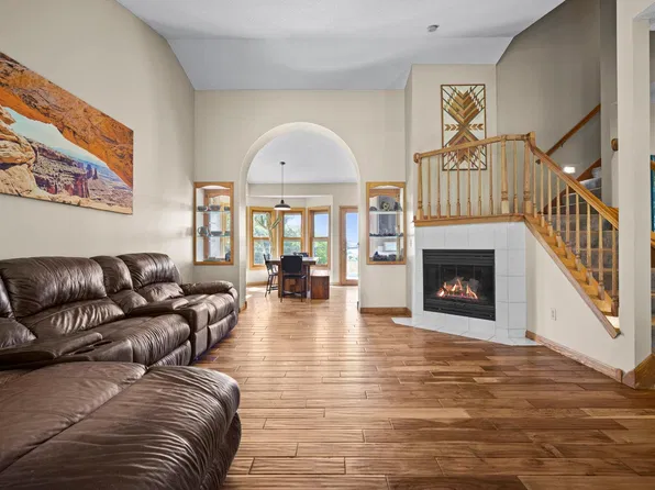 433 County Road 39 NW, Monticello, MN 55362