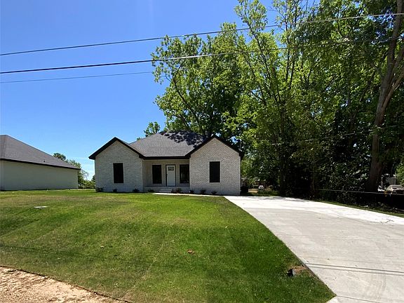 2nd image of 311 Davidson St