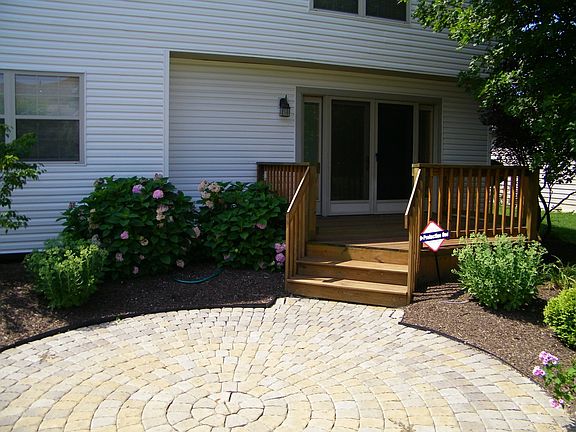 2nd image of 5890 Heather Glen Ct