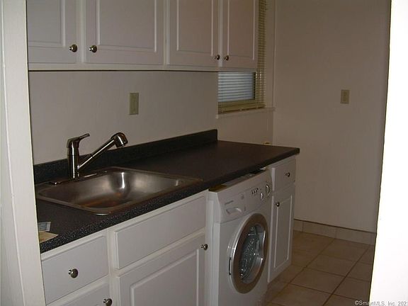 3rd image of 95A Morgan St #2G