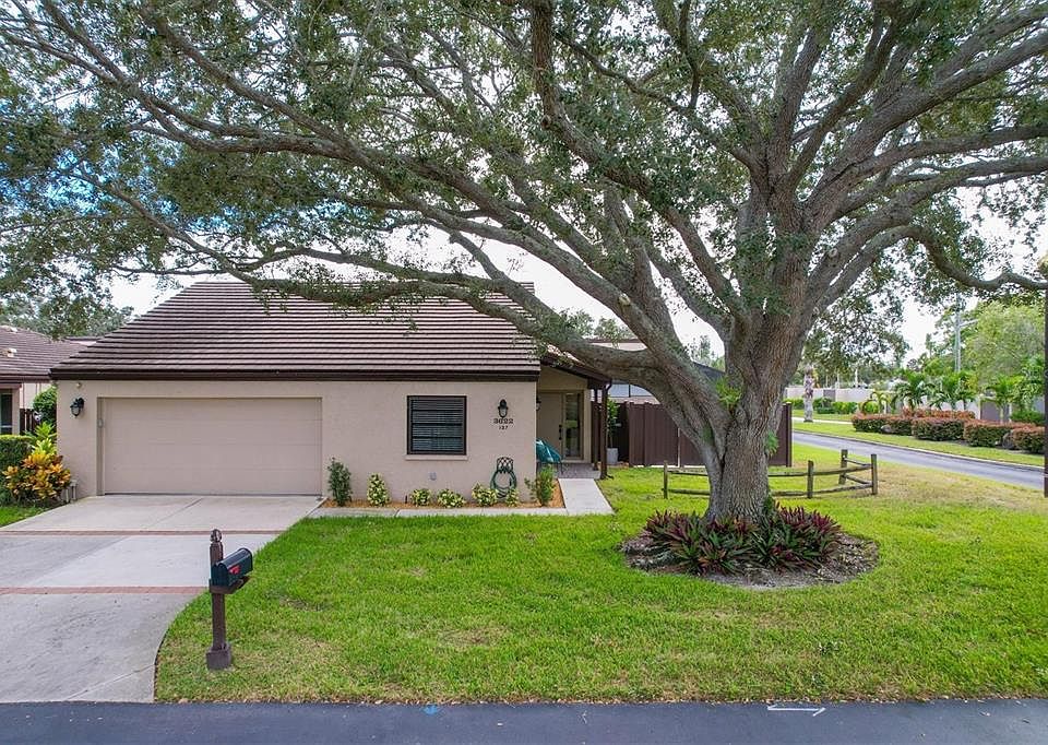 1st image of 3622 GLEN OAKS MANOR DRIVE