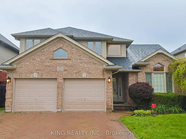 1223 Coronation Dr, London, ON N6G 0B4