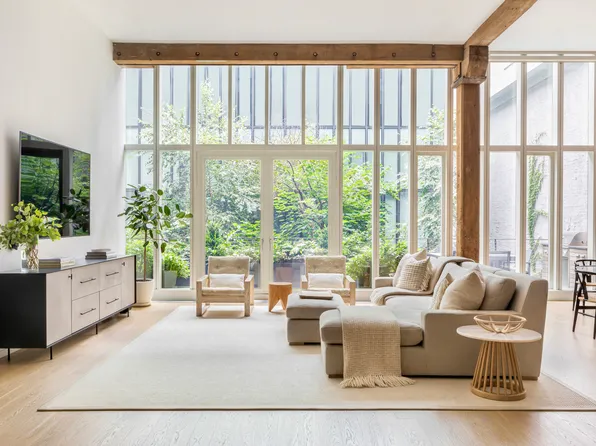 185 Plymouth Street image 3 of 32