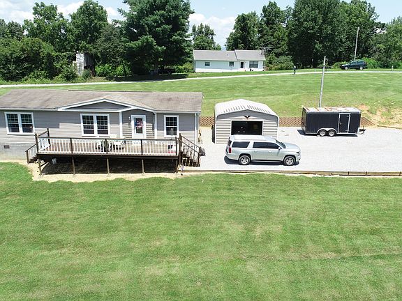 2nd image of 365 Welch Ln