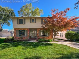4110 Arlington Dr, Royal Oak, MI