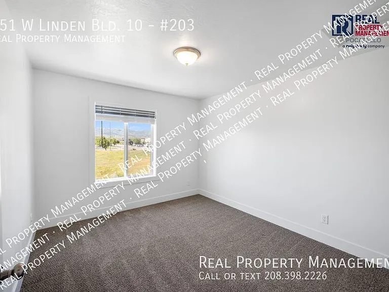 251 W Linden Ave #10-203 — Photo 11