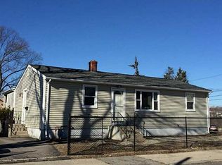 26 Jeffers St, Pawtucket, RI 02860