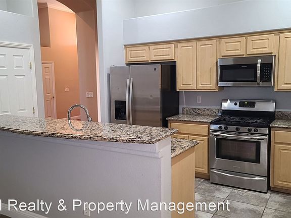 4th image of 10320 Placid St