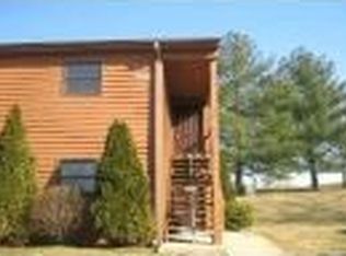 9613 S Lake Ridge Dr, Bloomington, IN 47401