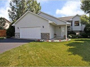 8818 Prestwick Pkwy N, Brooklyn Park, MN 55443