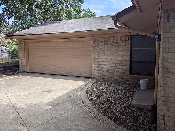 3rd image of 513 Merrill Dr