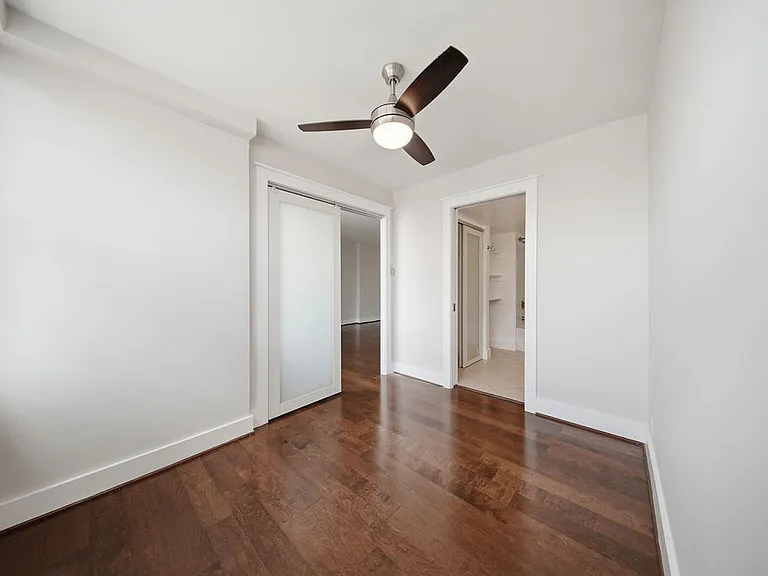 1420 N St NW #1005 — Photo 8