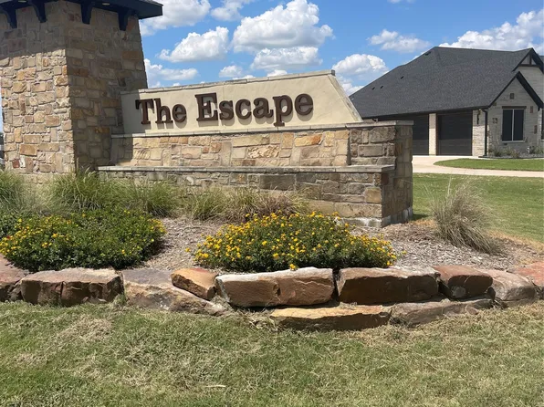 9625 Whispering Creek Ter, Grandview, TX 76050