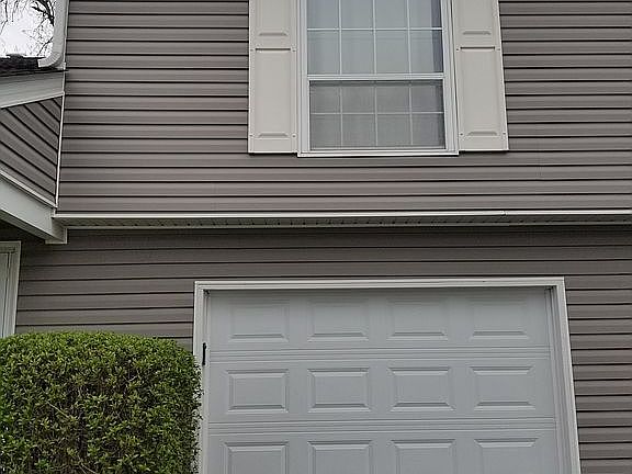 2nd image of 19405 Chestnut Dr
