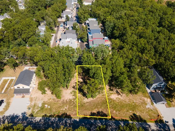 Beachwalk 180b Washington Park Blvd, Michigan City, IN 46360