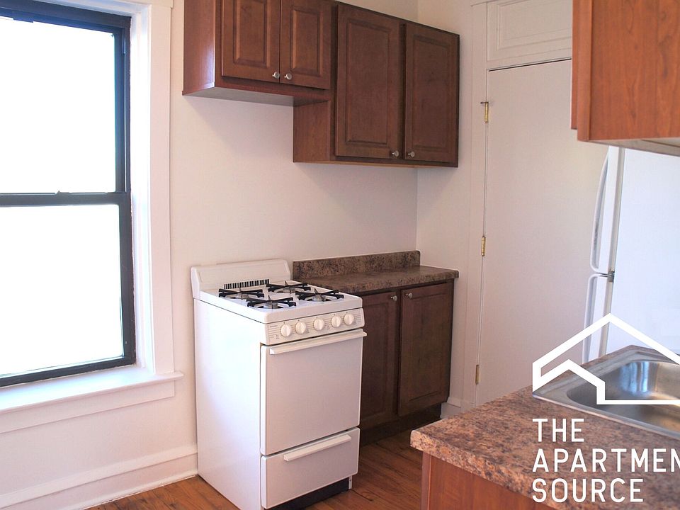 1st image of 2649 N Spaulding Ave APT 3E